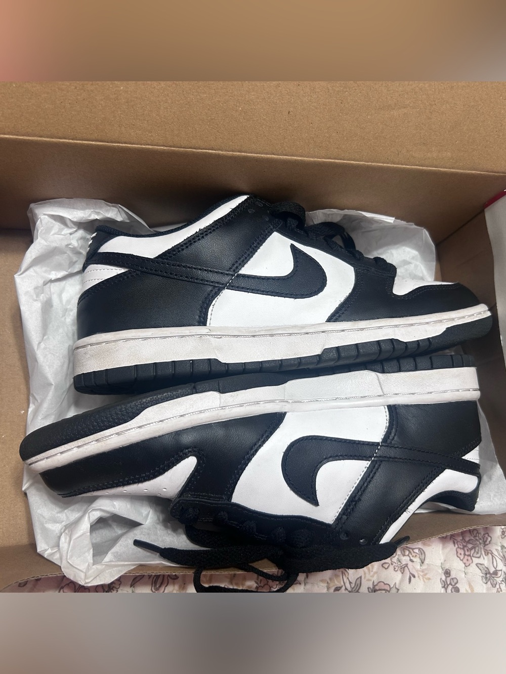 Nike 6.5 Y Black & White Panda Dunks